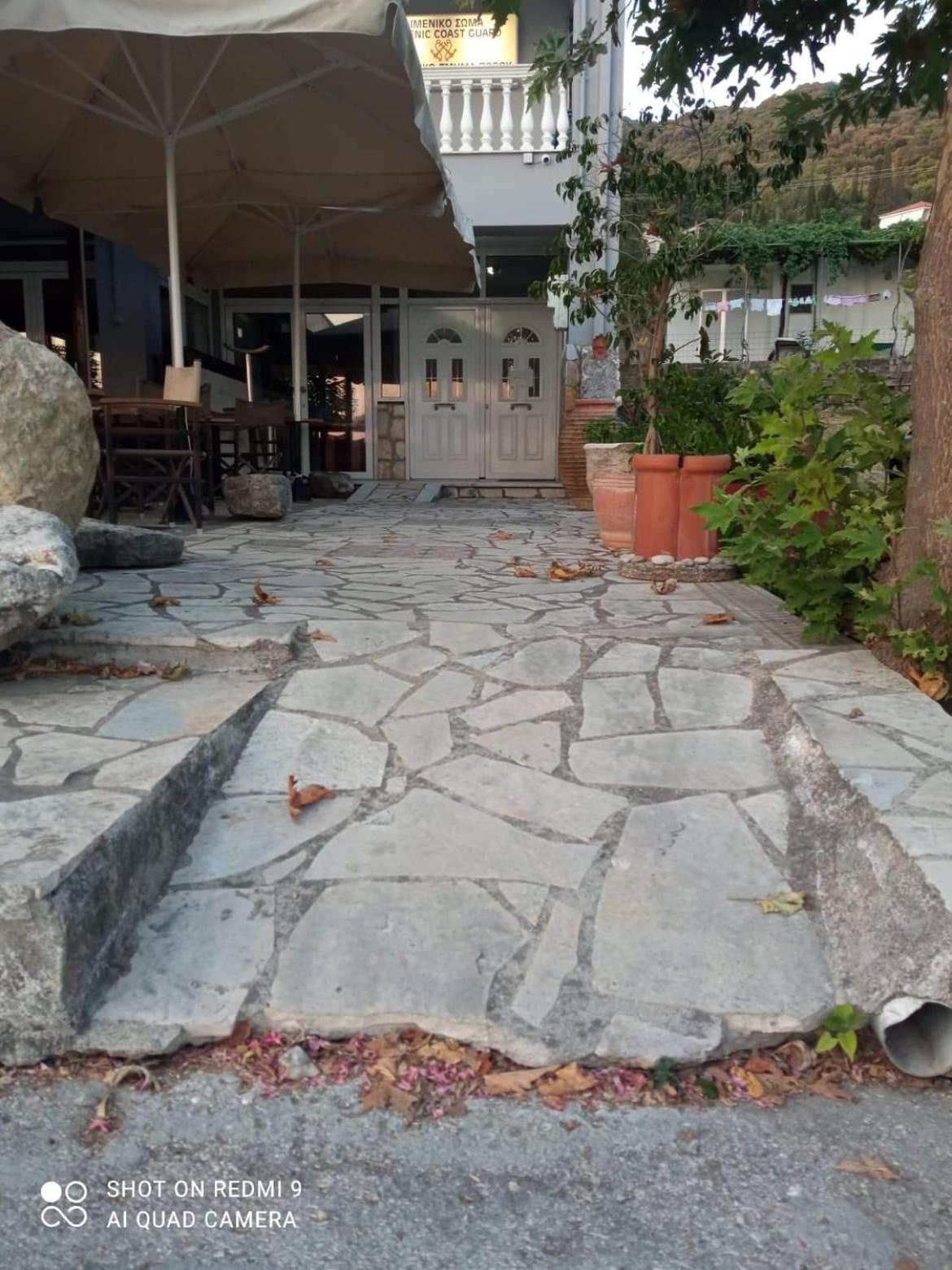 Vasilis Travlos Apartment Poros  Exterior foto