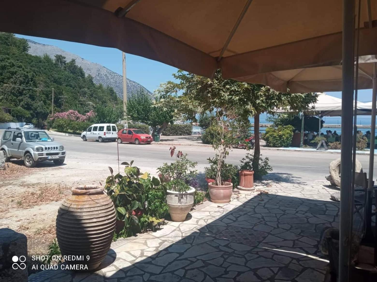 Vasilis Travlos Apartment Poros  Exterior foto